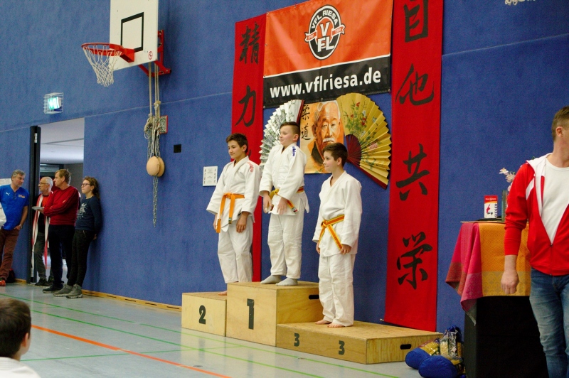 Stahl20200064