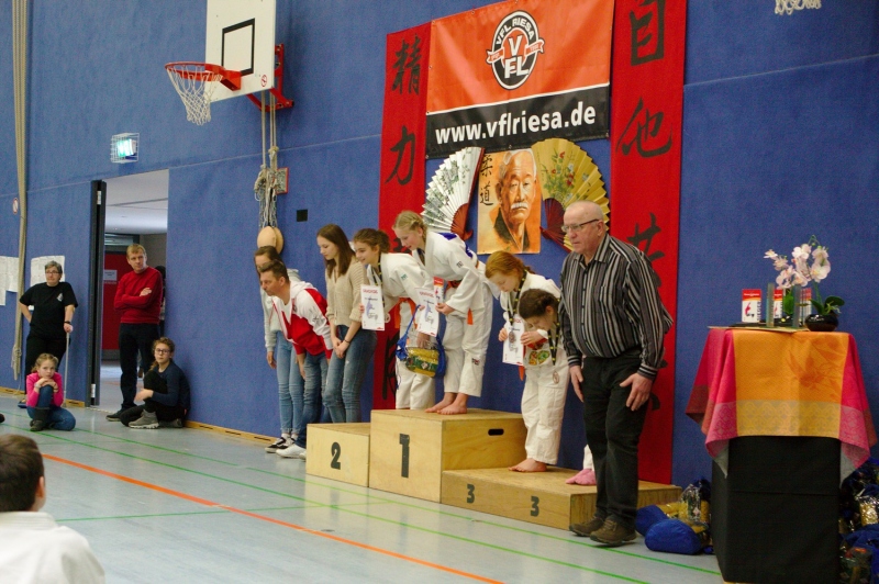 Stahl20200068